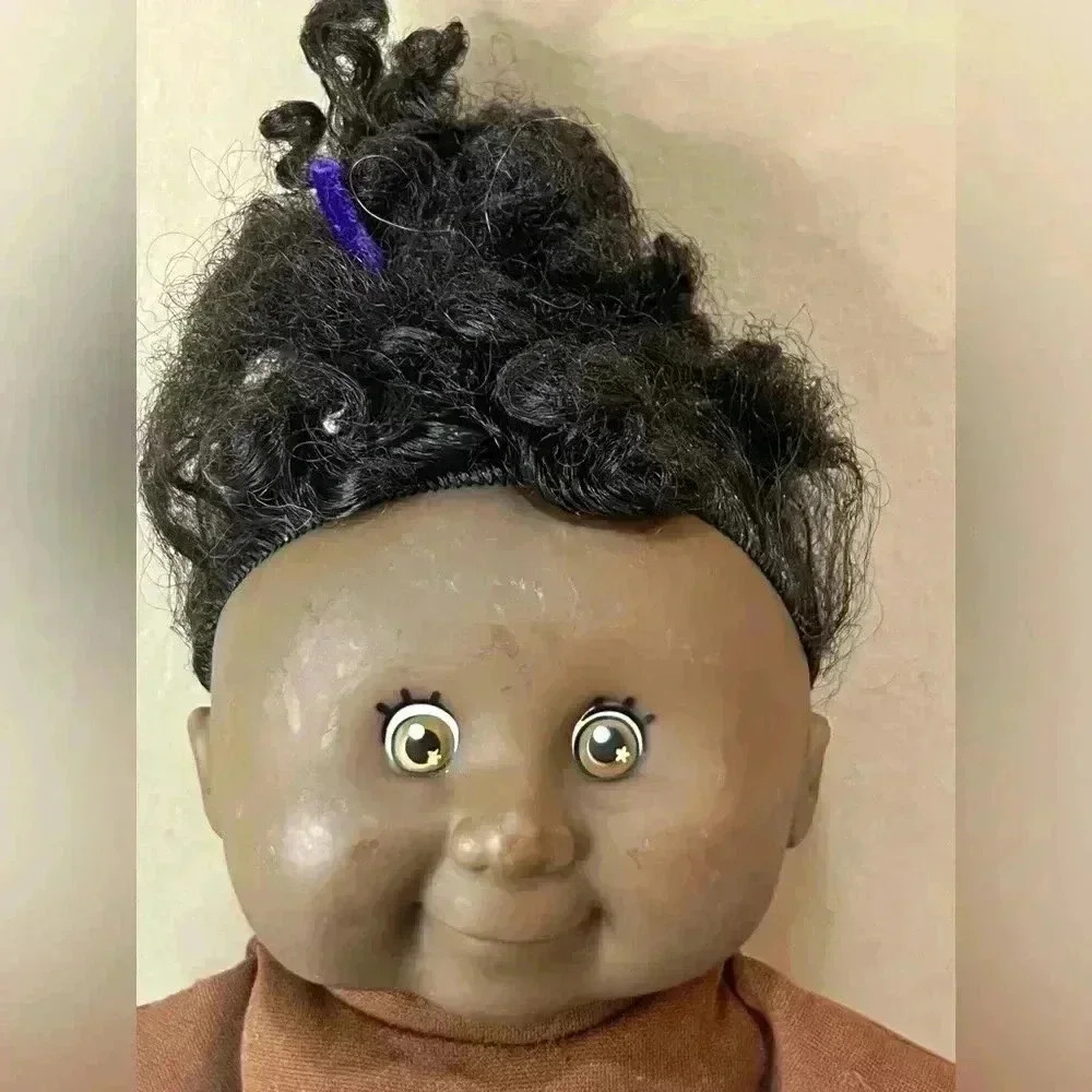 Blue-Box doll Cabbage Patch Clone brown eyes 521608